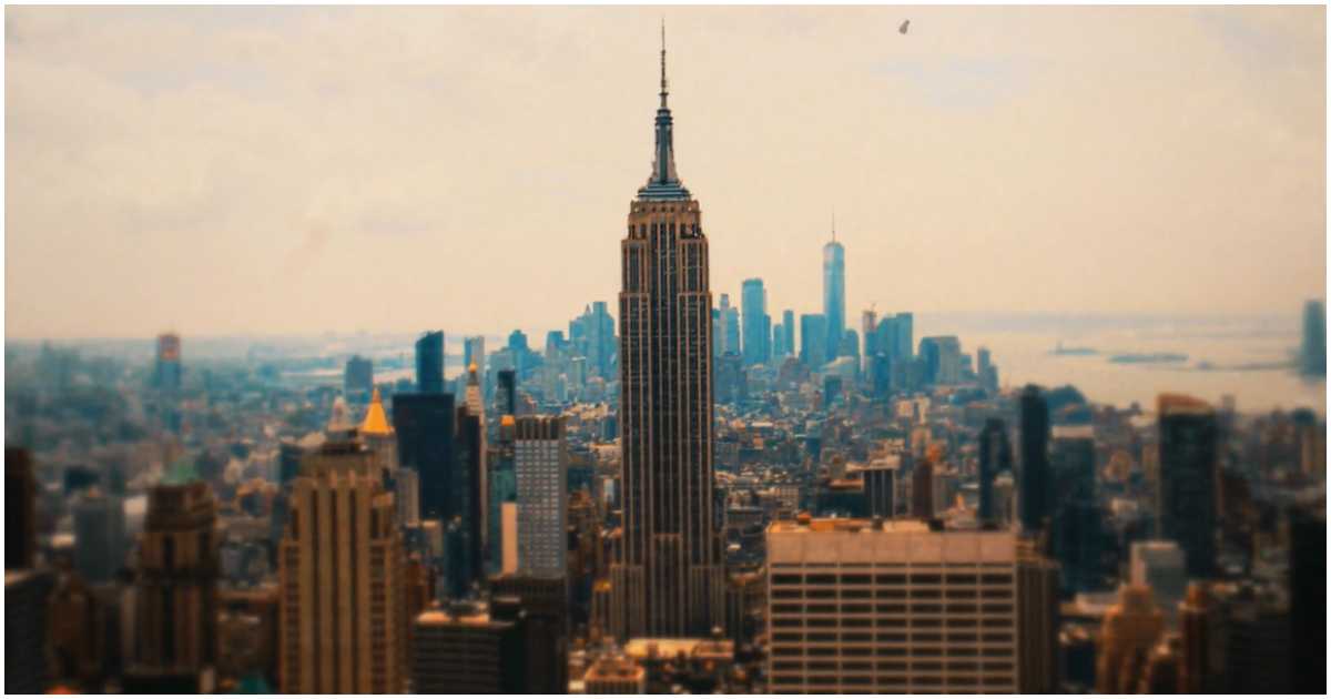 নিউ ইয়র্ক সিটির এম্পায়ার স্টেইট বিল্ডিং। ছবি: স্টোরি ব্লকস